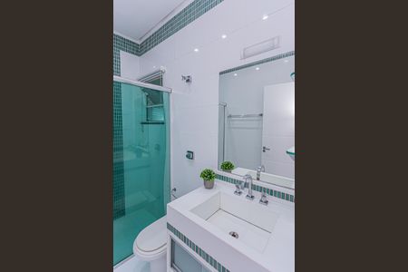 Casa à venda com 186m², 3 quartos e 2 vagasBanheiro suite