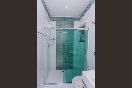 Casa à venda com 186m², 3 quartos e 2 vagasBanheiro suite