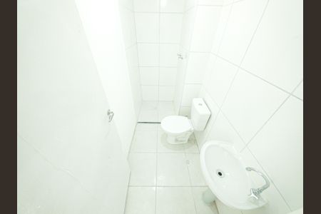 Apartamento para alugar com 34m², 2 quartos e sem vagaBanheiro