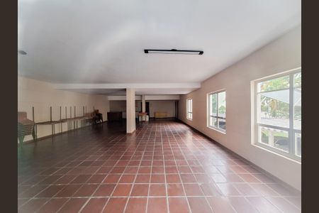 Apartamento à venda com 66m², 2 quartos e 1 vagaÁrea comum - Salão de festas