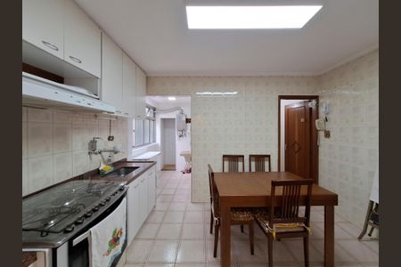 Apartamento à venda com 66m², 2 quartos e 1 vagaCozinha