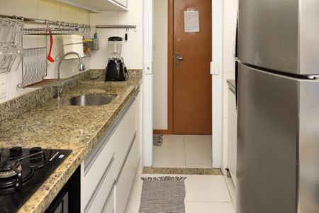 Apartamento para alugar com 120m², 2 quartos e 2 vagasCozinha