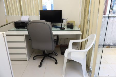 Apartamento para alugar com 120m², 2 quartos e 2 vagasEscritório