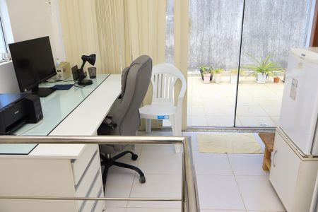 Apartamento para alugar com 120m², 2 quartos e 2 vagasEscritório