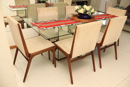 Apartamento para alugar com 120m², 2 quartos e 2 vagasSala