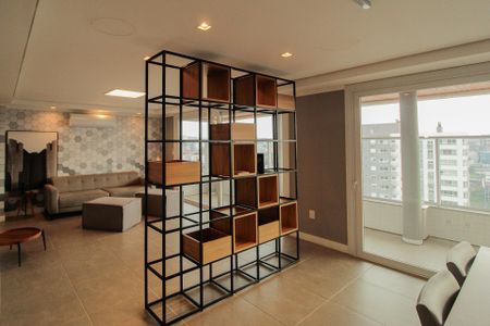 Apartamento à venda com 5m², 3 quartos e 2 vagasWorkroom