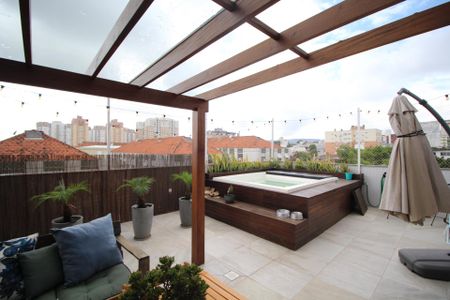 Apartamento à venda com 5m², 3 quartos e 2 vagasQuintal