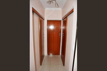 Apartamento à venda com 69m², 2 quartos e sem vagaDetalhe - Corredor Quartos