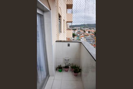 Apartamento à venda com 69m², 2 quartos e sem vagaDetalhe - Varanda da Sala e Sala de Jantar