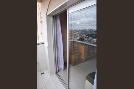 Apartamento à venda com 69m², 2 quartos e sem vagaDetalhe - Varanda da Sala e Sala de Jantar