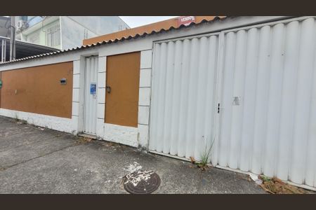 Casa para alugar com 325m², 2 quartos e 3 vagasFachada