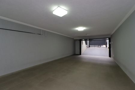 Casa à venda com 210m², 3 quartos e 4 vagasGaragem