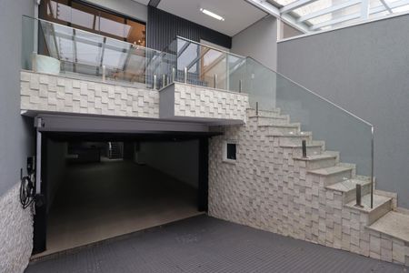 Casa à venda com 210m², 3 quartos e 4 vagasGaragem