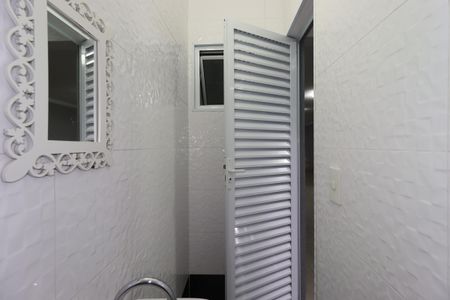 Casa à venda com 210m², 3 quartos e 4 vagasLavabo da Garagem