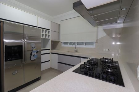 Casa à venda com 210m², 3 quartos e 4 vagasCozinha