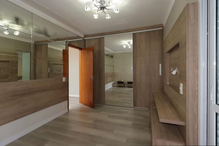 Casa à venda com 210m², 3 quartos e 4 vagasSuíte 1