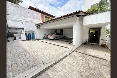 Casa à venda com 400m², 4 quartos e 4 vagas