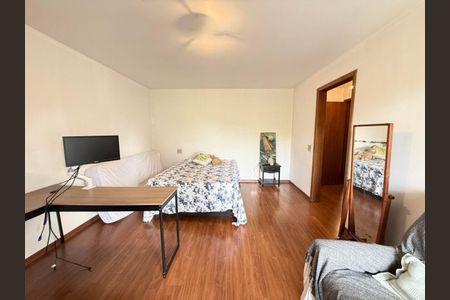 Casa à venda com 400m², 4 quartos e 4 vagas