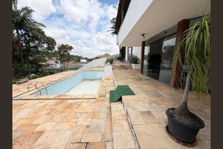 Casa à venda com 400m², 4 quartos e 4 vagas