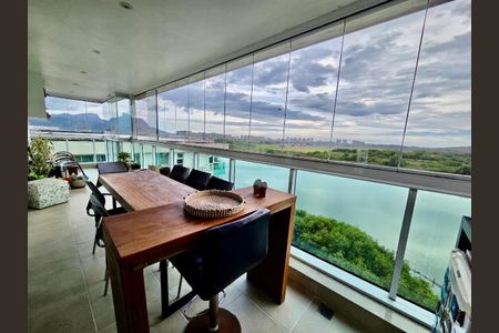 Apartamento à venda com 4 quartos, 150m² em Barra da Tijuca, Rio de Janeiro
