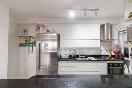 Apartamento para alugar com 104m², 2 quartos e 2 vagasCozinha