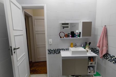 Apartamento à venda com 150m², 3 quartos e 1 vaga Apartamento à venda com 150m², 3 quartos e 1 vagaBanheiro da Suíte