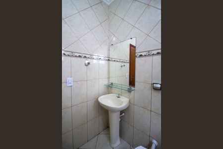 Casa para alugar com 71m², 1 quarto e 2 vagasBanheiro 