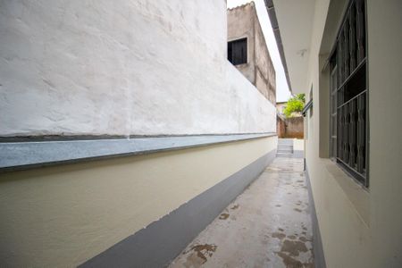 Casa para alugar com 71m², 1 quarto e 2 vagasCorredor 