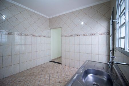 Casa para alugar com 71m², 1 quarto e 2 vagasCozinha 