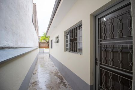 Casa para alugar com 71m², 1 quarto e 2 vagasCorredor 