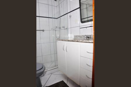 Apartamento à venda com 69m², 2 quartos e 1 vagaDetalhe - Banheiro Social