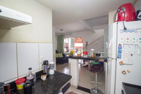 Casa de condomínio à venda com 120m², 2 quartos e 2 vagas Casa de condomínio à venda com 120m², 2 quartos e 2 vagasCozinha e Área de Serviço