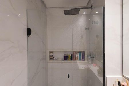 Apartamento à venda com 116m², 3 quartos e 3 vagasBanheiro da Suíte