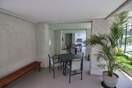 Apartamento à venda com 55m², 2 quartos e 1 vagaÁrea comum - Churrasqueira