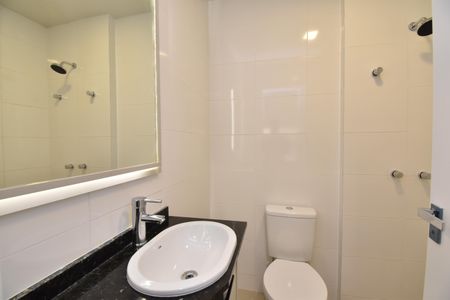 Banheiro do Studio de kitnet/studio para alugar com 1 quarto, 30m² em Centro, Curitiba