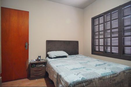 Casa à venda com 200m², 3 quartos e 1 vagaQuarto 1