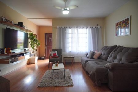 Casa à venda com 200m², 3 quartos e 1 vagaSala