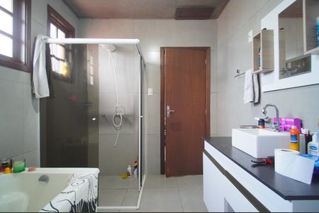 Casa à venda com 200m², 3 quartos e 1 vagaBanheiro 1