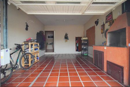 Casa à venda com 200m², 3 quartos e 1 vagaGaragem