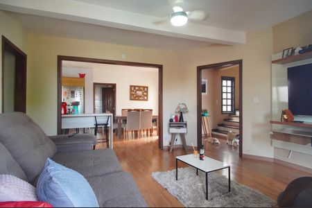 Sala de casa à venda com 3 quartos, 200m² em Cristo Rei, São Leopoldo