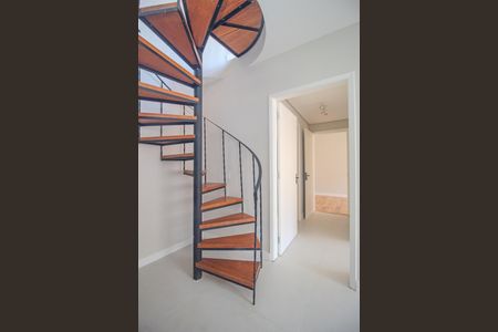 Apartamento à venda com 116m², 3 quartos e 1 vagaEscada