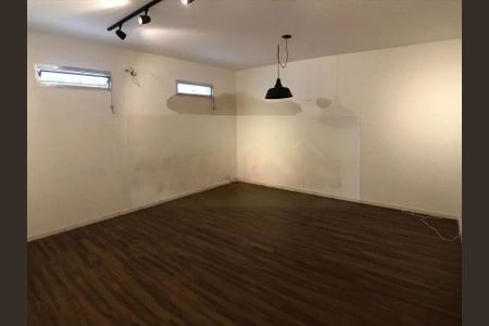 Casa à venda com 6 quartos, 850m² em Moema, São Paulo