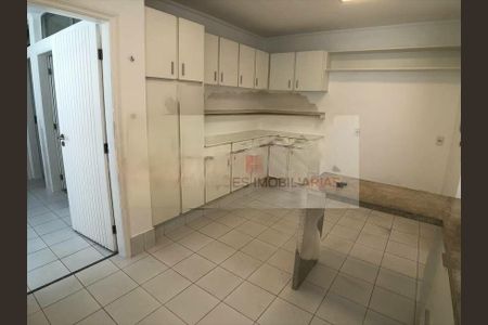 Casa à venda com 850m², 6 quartos e 8 vagas