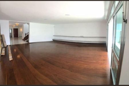 Casa à venda com 850m², 6 quartos e 8 vagas