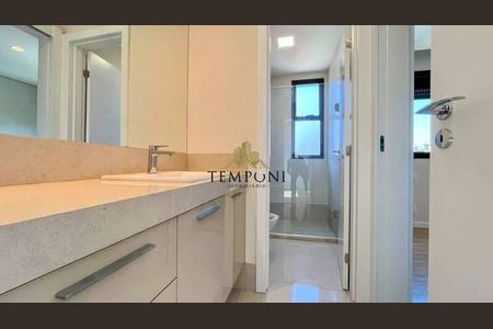 Apartamento à venda com 164m², 4 quartos e 3 vagas