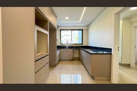 Apartamento à venda com 164m², 4 quartos e 3 vagas