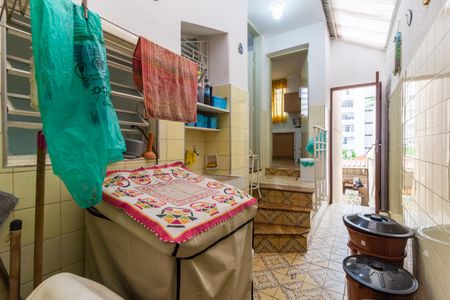 Casa à venda com 178m², 3 quartos e 2 vagas Casa à venda com 178m², 3 quartos e 2 vagasÁrea de Serviço