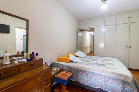 Casa à venda com 178m², 3 quartos e 2 vagas Casa à venda com 178m², 3 quartos e 2 vagasSuíte