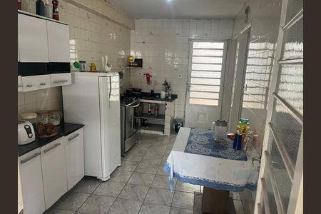 Casa à venda com 115m², 3 quartos e 2 vagas Casa à venda com 115m², 3 quartos e 2 vagasCozinha