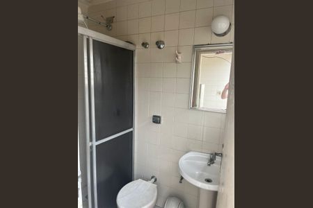 Casa à venda com 115m², 3 quartos e 2 vagas Casa à venda com 115m², 3 quartos e 2 vagasBanheiro casa 2